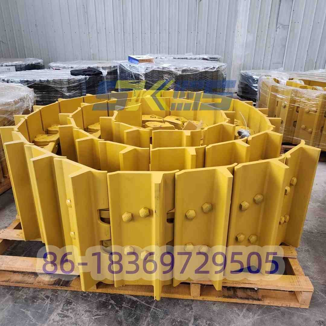 17M-32-02440 Бульдозер Трек Группа 39links Обувь 610mm D275A Шасса Цепочки Ассамблея